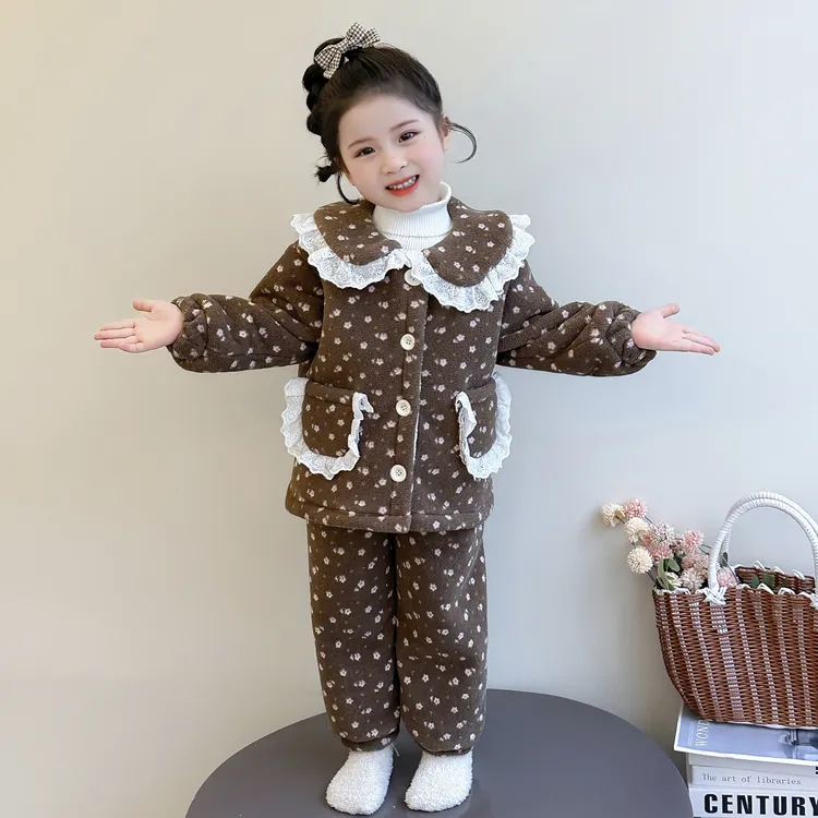 女童法兰绒睡衣冬季2025新款女宝宝复合加厚小碎花开衫家居服套装