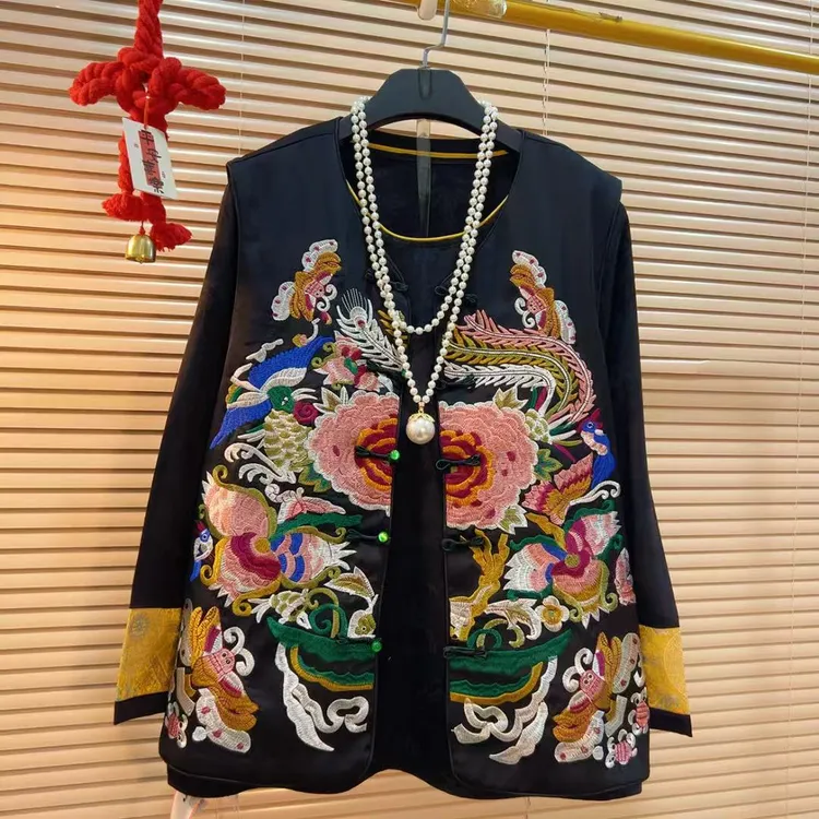 胖YY2025春季新款新中式国风套装复古奢华刺绣重工马甲+撞色打底