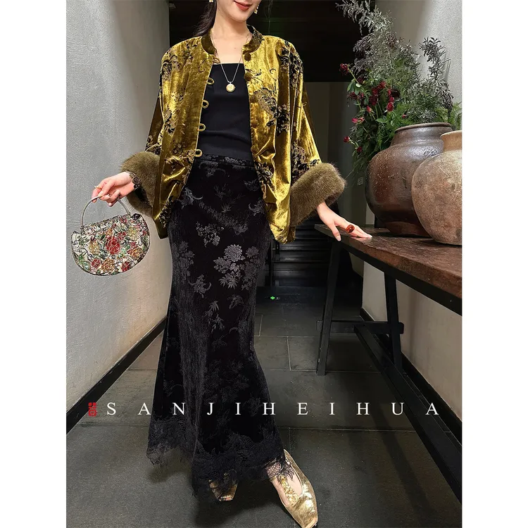 三吉黑花【一梦】新中式压花丝绒半身裙子女2025新款冬季鱼尾裙潮