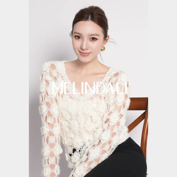 Melinda Li【茸茸山茶】软糯马海毛羊毛混纺白玫瑰手绣钩花针织开衫