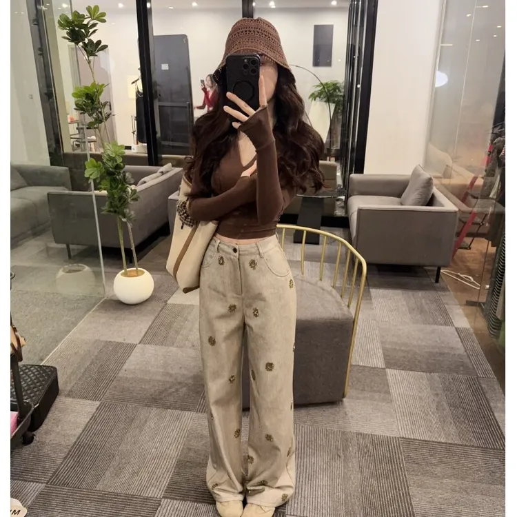 时尚套装女2025春秋辣妹T恤V领上衣穿搭烫钻阔腿裤显瘦气质两件套