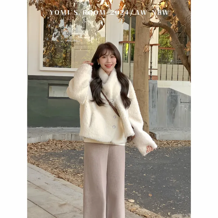 YOMI小个子定制【杏仁糯绒】围巾领百搭气质毛毛短外套女冬季新款