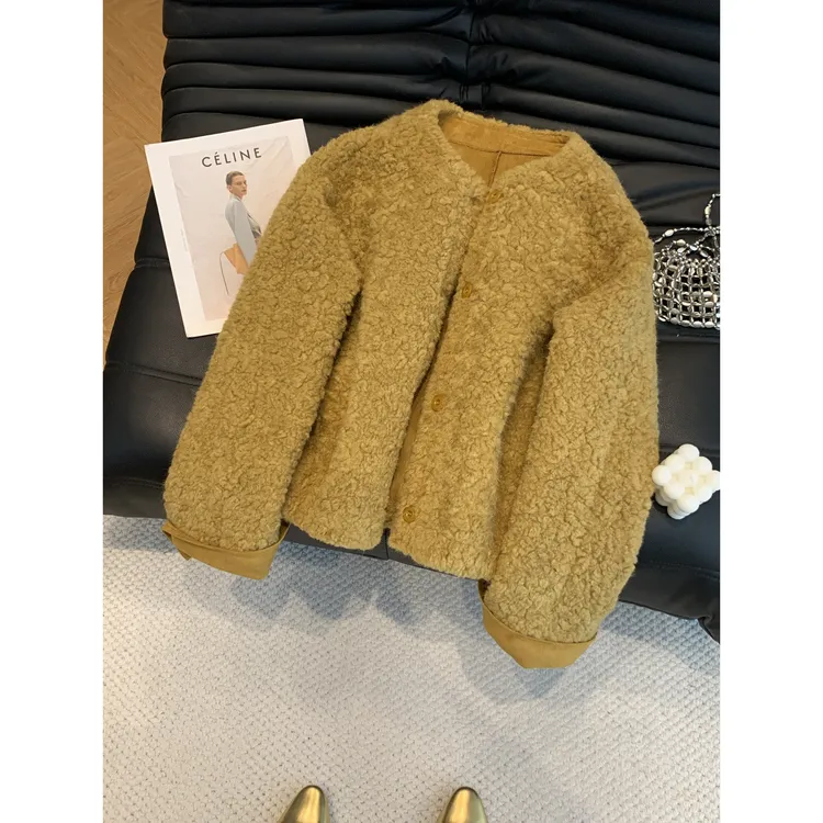 2025秋冬季新款复古老钱风气质女欧货女装潮圈圈加棉棉服外套上衣