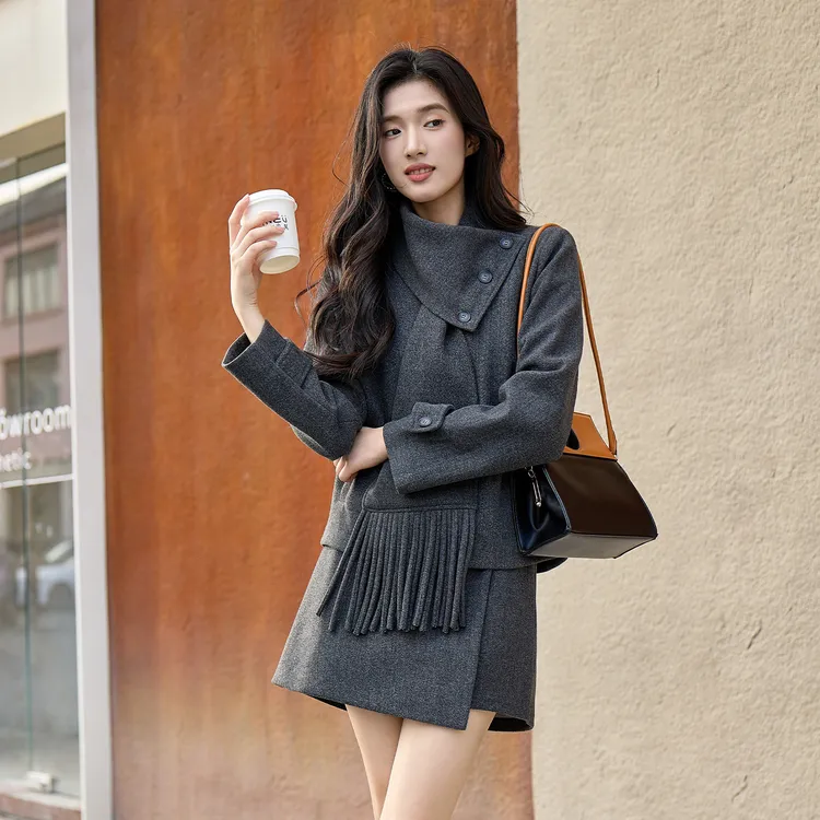 奢姿大码女装冬款显瘦时尚加厚围巾领外套上衣裤裙气质减龄两件套