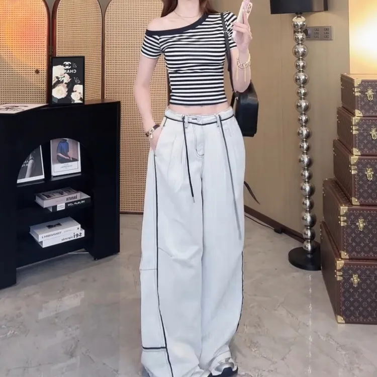 夏季韩系不规则露肩辣妹条纹短袖+百搭牛仔裤LK2503667