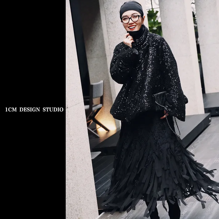 【奕.设计师女装】原创设计师品牌2025秋冬新款 重工亮片鹅绒服