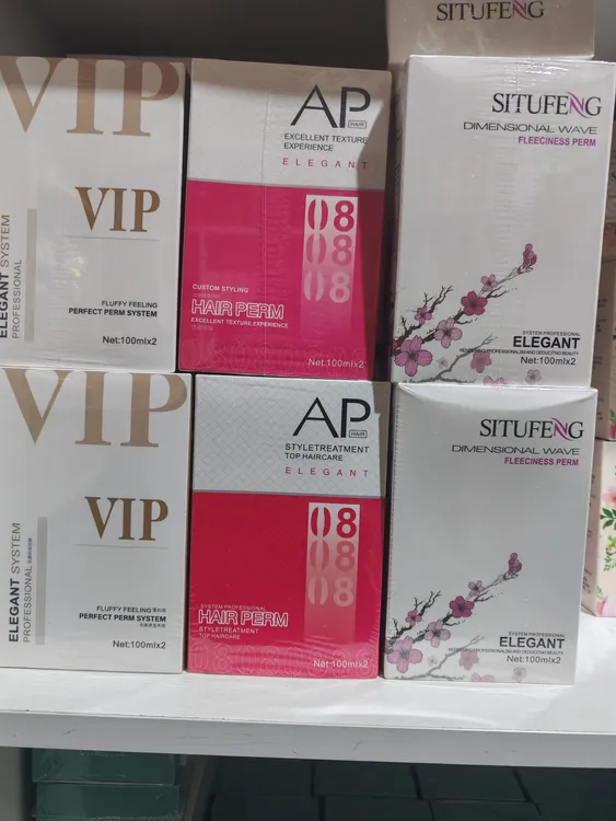 丝荼丰水剂冷烫液味道芳香弹性好适合理发店用
