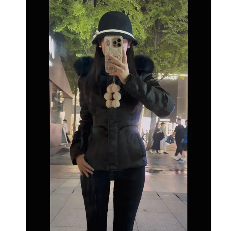 SANSAN-黑色短款-2026冬季收腰显瘦90白鸭绒真狐狸毛领羽绒服