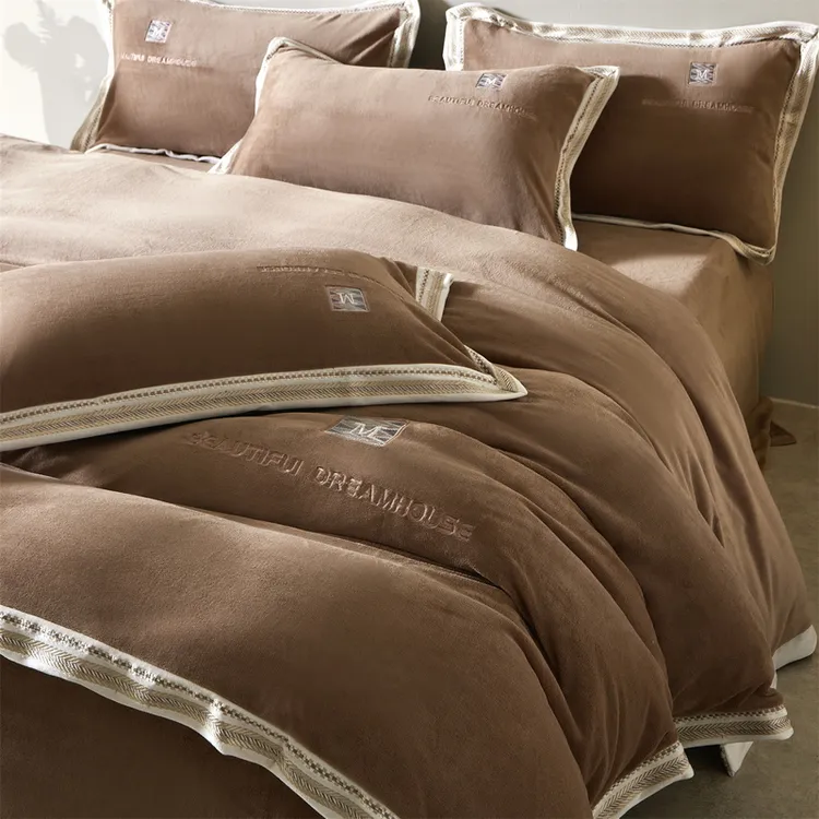 撸猫般柔软|加厚牛奶绒四件套秋冬季保暖珊瑚绒刺绣被套床品套件4