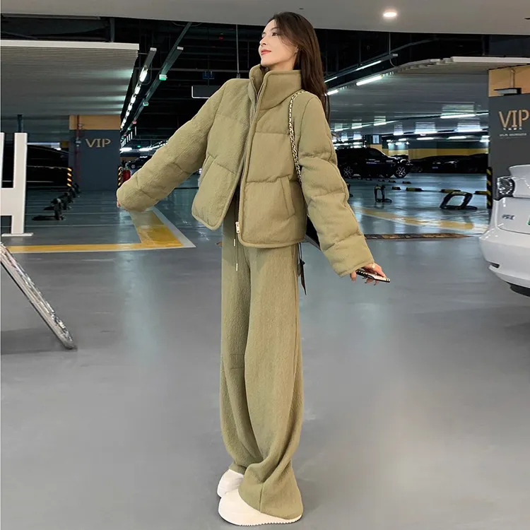 一整套深冬穿搭显瘦百搭减龄高级感加绒加厚棉服外套阔腿裤两件套