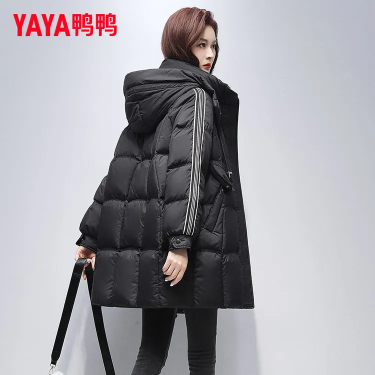 鸭鸭2025年新款大牌正品中长款羽绒服女冬季连帽韩版保暖女士外套