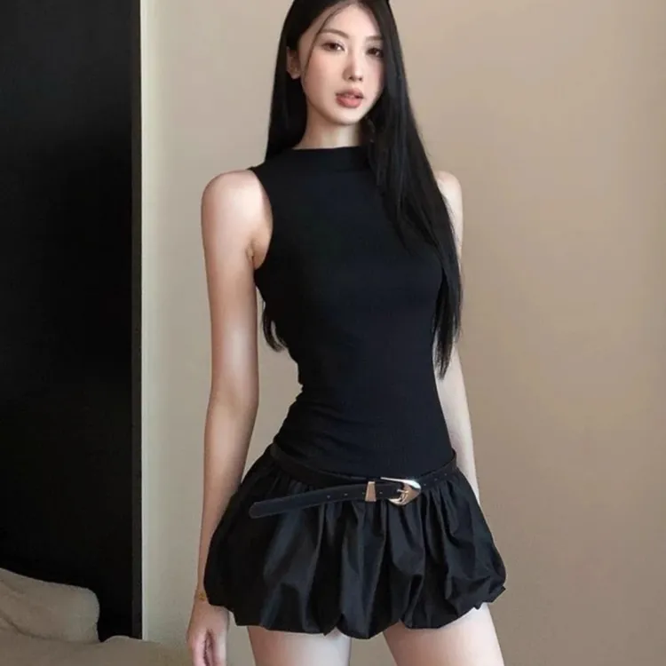 辣妹修身无袖背心黑色A字连衣裙女夏季短款设计感露背花苞蓬蓬裙