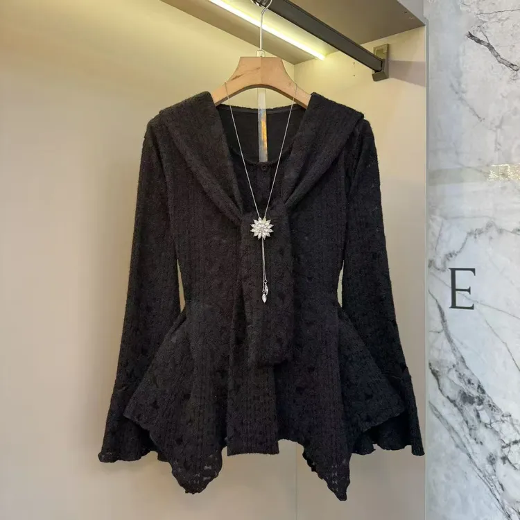 2025欧货大码减龄设计感蕾丝拼接披肩领胖mm收腰显瘦洋气上衣752