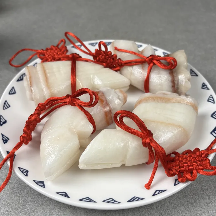 广西天然猪肉石猪脚 俏色巧雕手把件小挂件