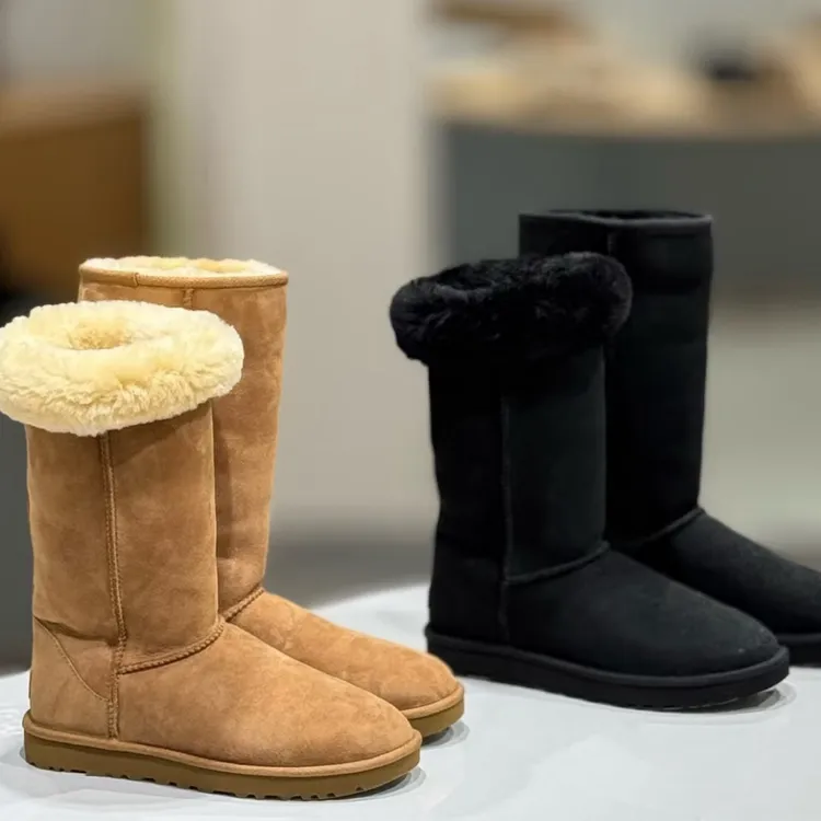 皮毛一体高筒时尚简约加厚保暖高筒雪地靴女