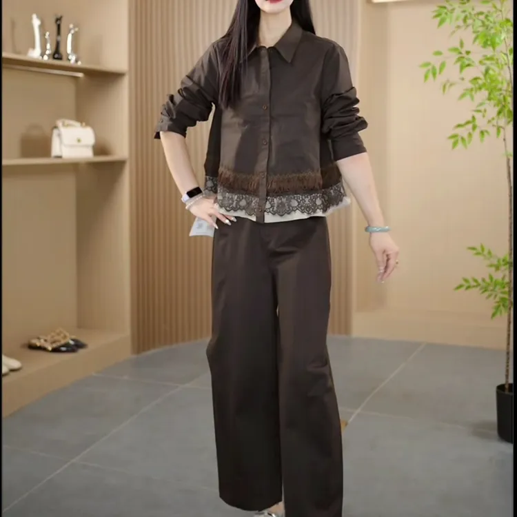 现货秒发---新款时尚气质显瘦修身减龄长袖女装真二件套