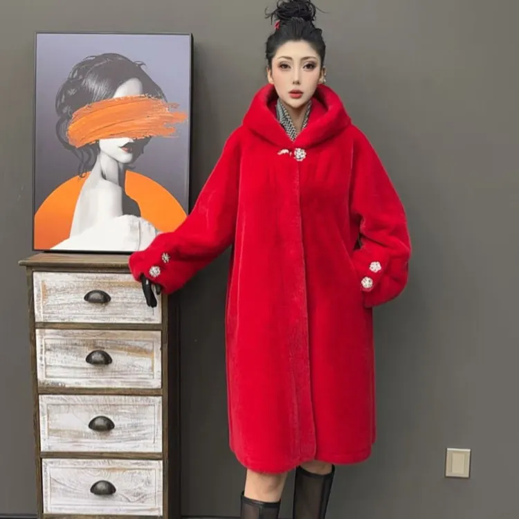 阿美拉女装高端服饰草草外套