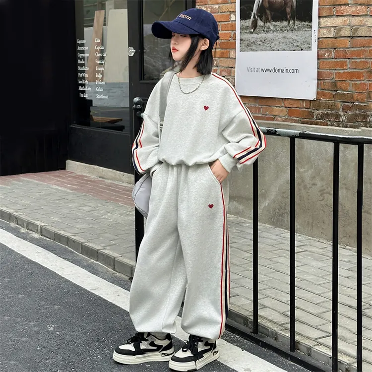 女童春装2025新款套装洋气儿童春秋季时髦运动休闲卫衣裤子两件套