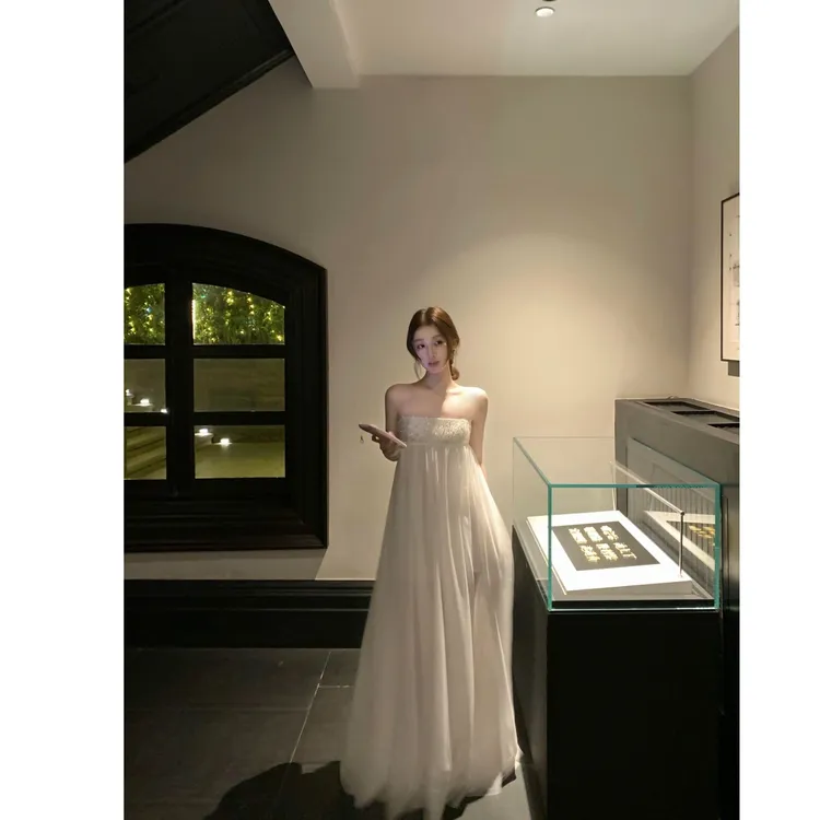 2025秋冬新款千金名媛风绝美抹胸亮片连衣裙女生日派对网纱礼服裙