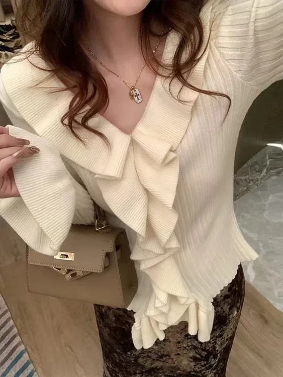 韩系百搭针织秋季韩版常规修身型毛针织衫甜美设计感针织衫上衣