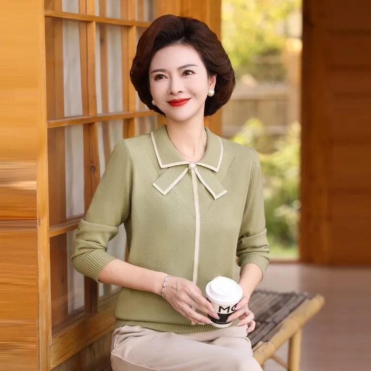 娃娃领减龄妈妈装毛衣纯色洋气针织上衣春秋冬中老年长袖打底衫