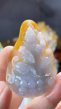 天然缅甸翡翠特色黄皮观音菩萨毛货买断需抛光尺寸高62宽39厚11.5