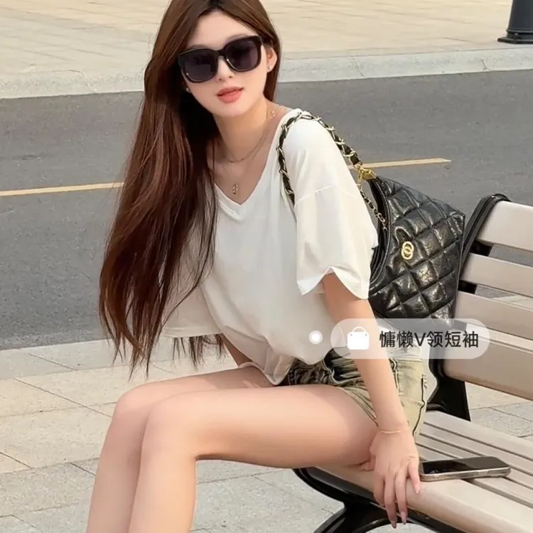 千朔慵懒风大板V领宽松纯色短袖春夏爆款上衣休闲中长款百搭T恤女