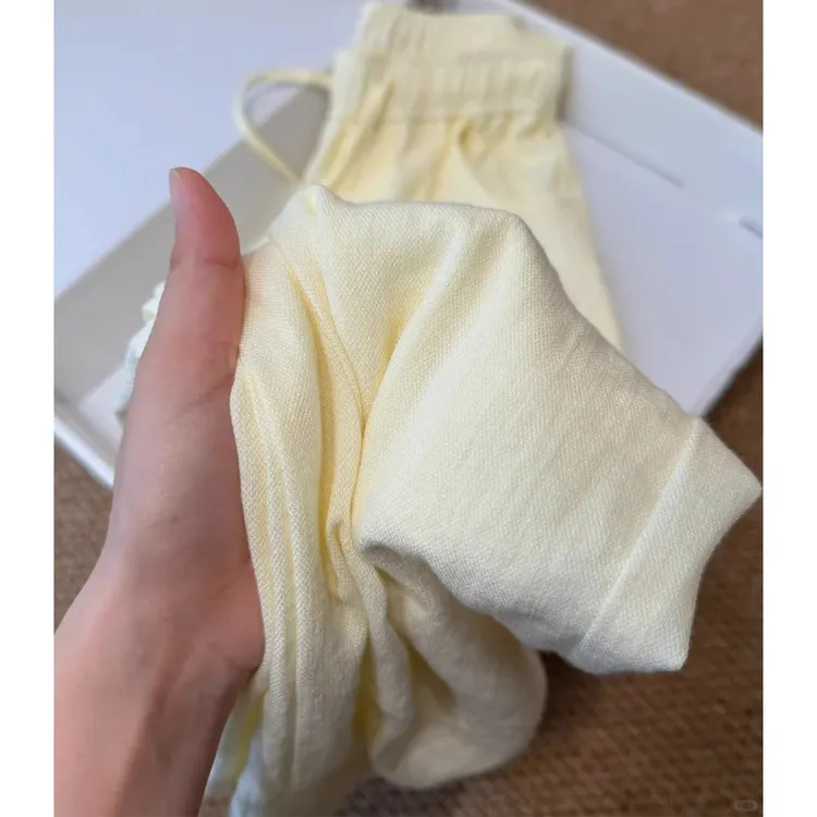 黄色亚麻裤子女夏薄款新款宽松慵懒阔腿裤大码胖显瘦凉凉裤