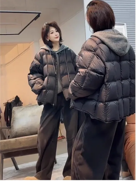 羽绒服女短款加厚冬季2025新款韩版宽松高级感小个子面包服外套