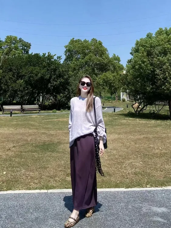 高级感ootd穿搭一整套女早秋气质慵懒风防晒长袖上衣半身裙两件套