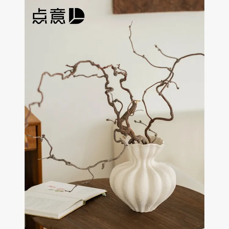 干树枝磨砂侘寂家居艺术民宿酒店软装茶几复古风几何扭转售楼花瓶