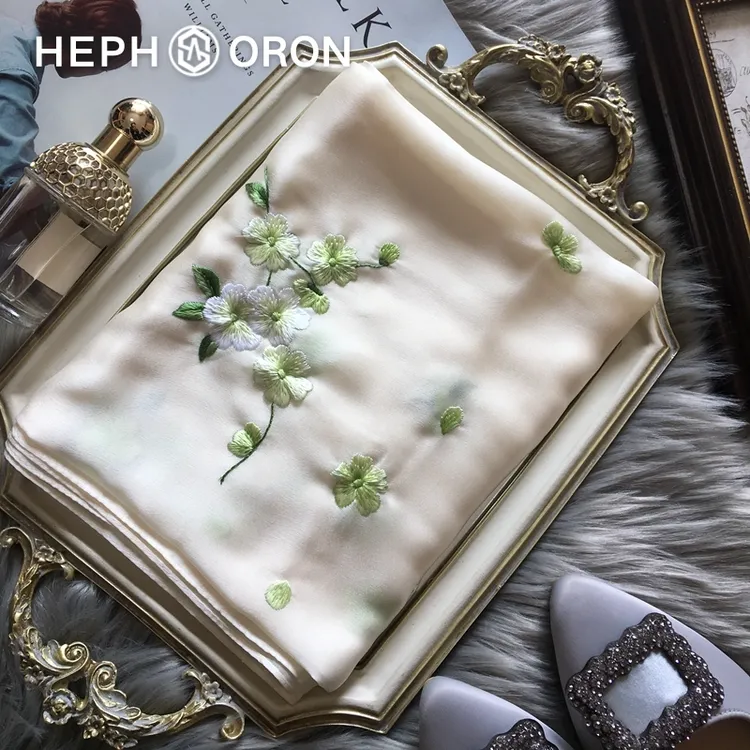 HEPHSORON苏绣丝巾礼盒送妈妈白色拼纱薄款披肩桑蚕丝真丝围巾