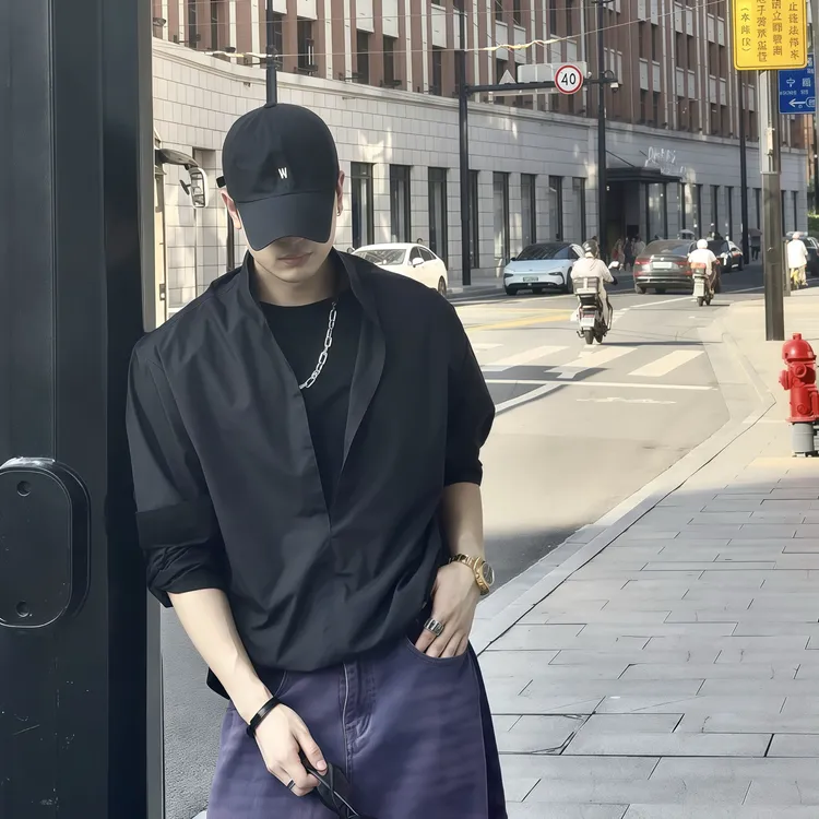 瞎穿的包 假两件小立领衬衫 宽松正肩版型 前短后长小众设计