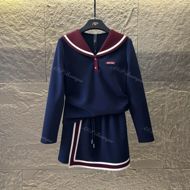 AGP-T39设计师款|<秋款系列>宽松版秋季休闲翻领长袖卫衣短裙套装