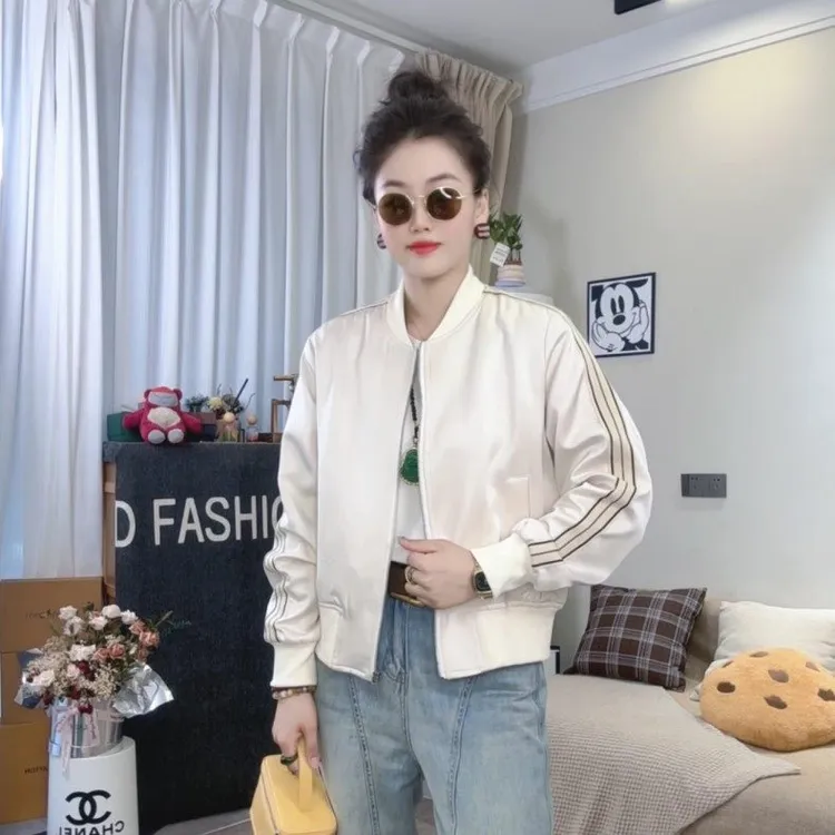 棒球服短外套女款2025秋装新款开秋轻奢高级感超火减龄夹克上衣潮