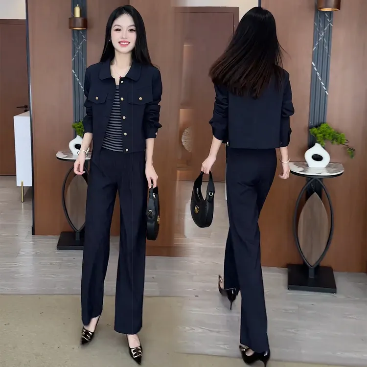 时尚洋气套装女2025秋季新款休闲显瘦短外套条纹背心阔腿裤三件套
