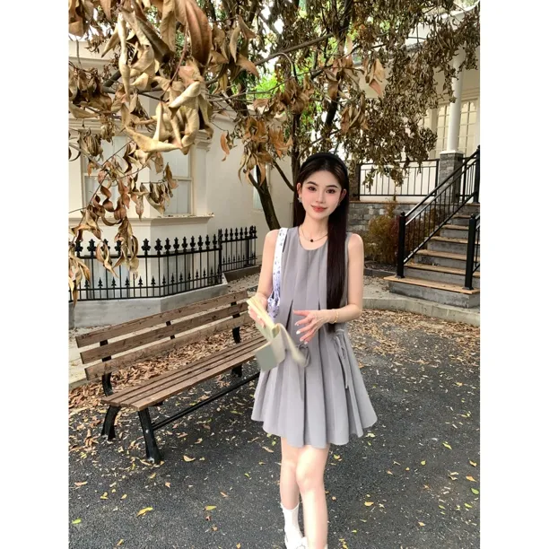 【赵小小&恋爱进行时】28803 蝴蝶结压褶无袖背心高级设计感连衣裙