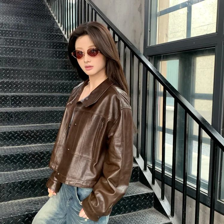 植鞣绵羊皮真皮外套小翻领老钱风排扣款时尚设计2025新款