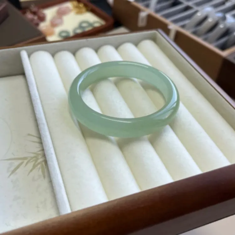 天然东陵玉晴水手镯绿手镯多样性发货拍一发一