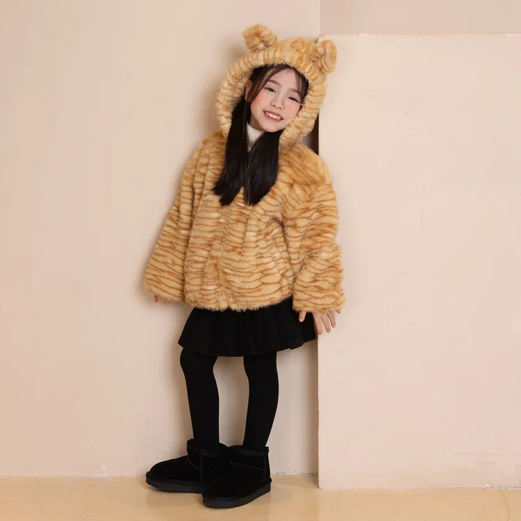 YAMIO杨梅家2025冬季新款儿童女童装加绒加厚小老虎外套CF4129