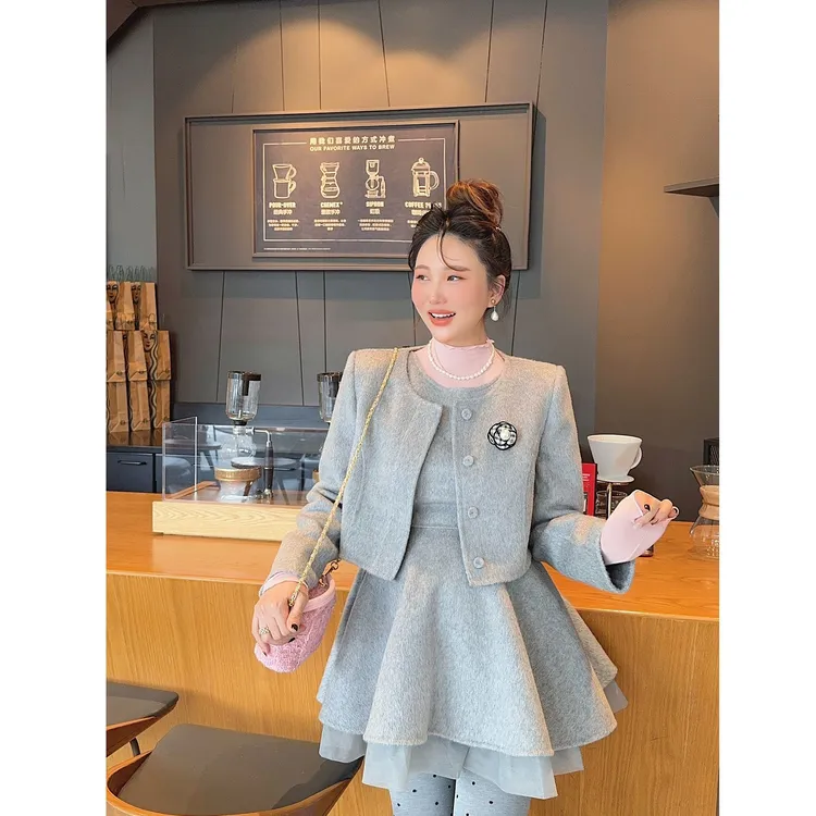 智英欧尼 灰色套装【秋冬绒毛衣裙套装羊毛毛呢大衣显瘦两件套】