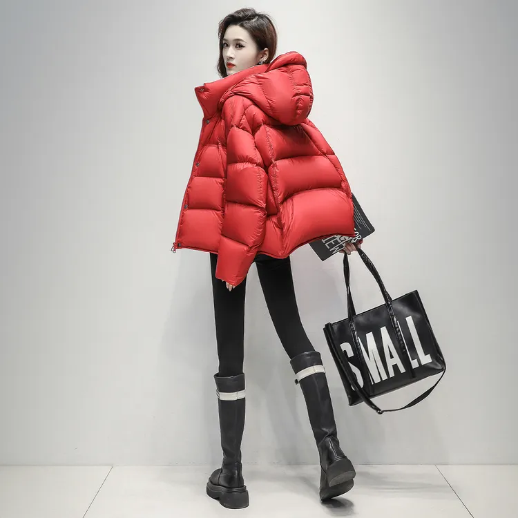 云朵泡芙鹅绒羽绒服女短款2025冬季新款潮牌保暖面包服柔软型外套