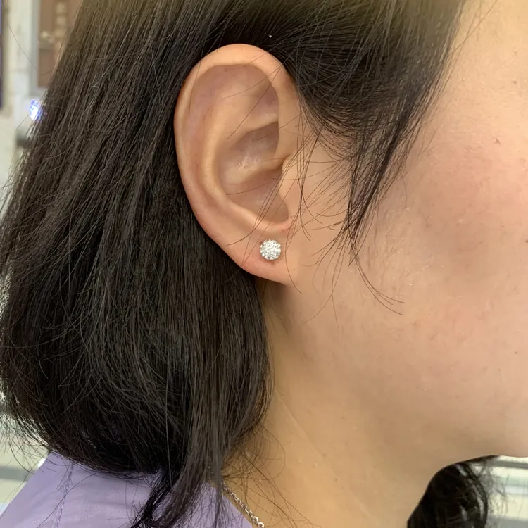925银合成锆石耳饰 【黄飞达】捷克925银耳钉镶嵌满钻
