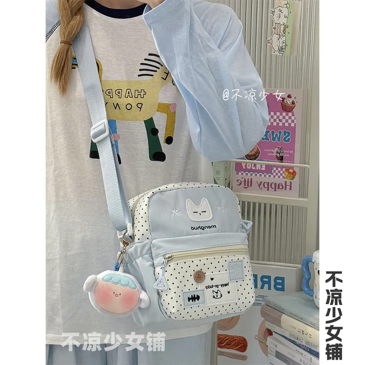 可爱补丁小猫小清新小包包女学生小众斜挎包多巴胺波点百搭小方包