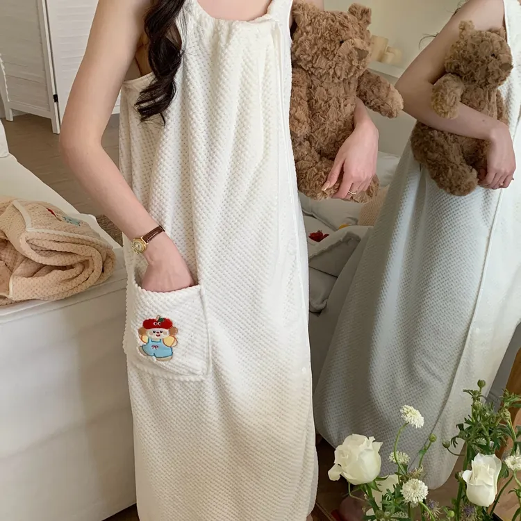 柯能可爱小熊吊带浴衣可穿可裹浴裙女吸水速干不掉毛洗澡家用浴袍