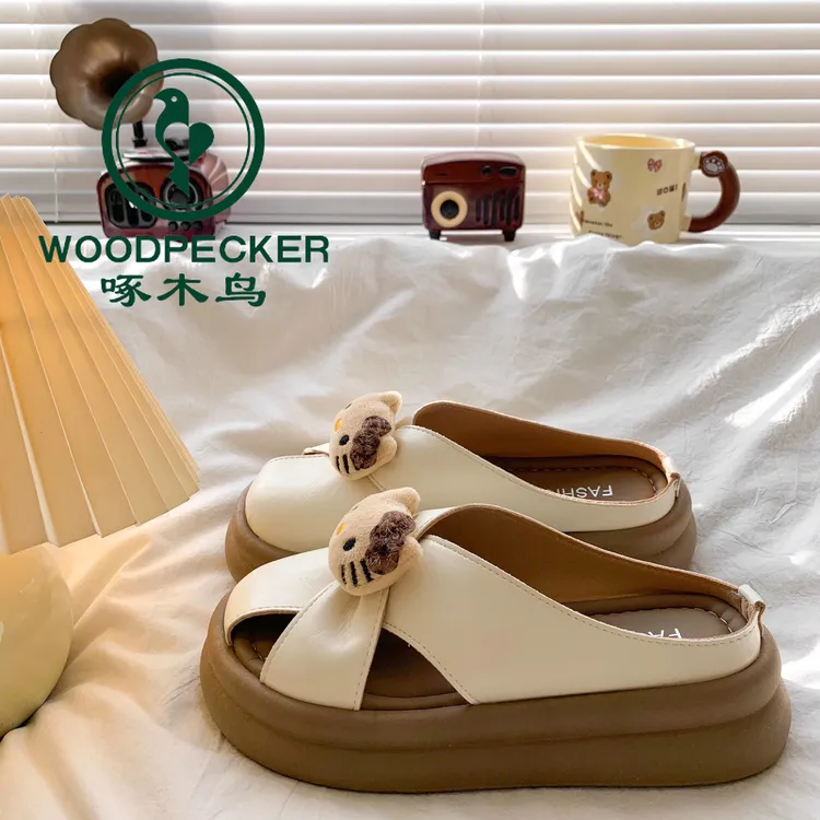 啄木鸟厚底勃肯鞋可爱包头半拖鞋女夏外穿2025新款超火镂空凉拖鞋