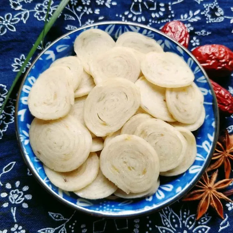 湖北特产麻城鱼面夫子河手工鱼面奎鱼捶鱼