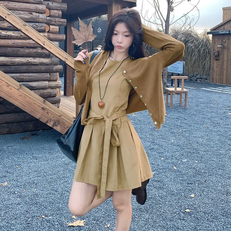 秋季流行穿搭半身裙子女早秋装新款小个子高级感穿搭一整套装6368