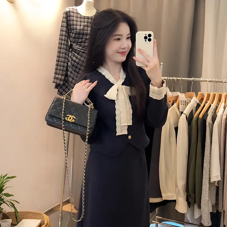 法式高端精致显瘦时尚套装女2025秋冬蕾丝拼接蝴蝶结系带上衣半裙