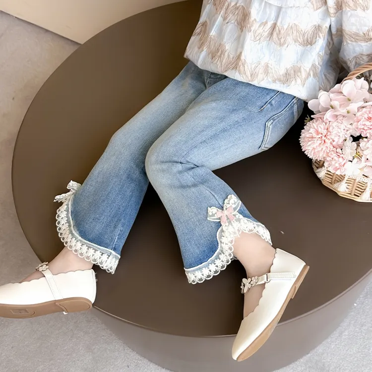 女童牛仔裤春秋季2025新款儿童网红洋气时髦长裤女宝宝秋装喇叭裤